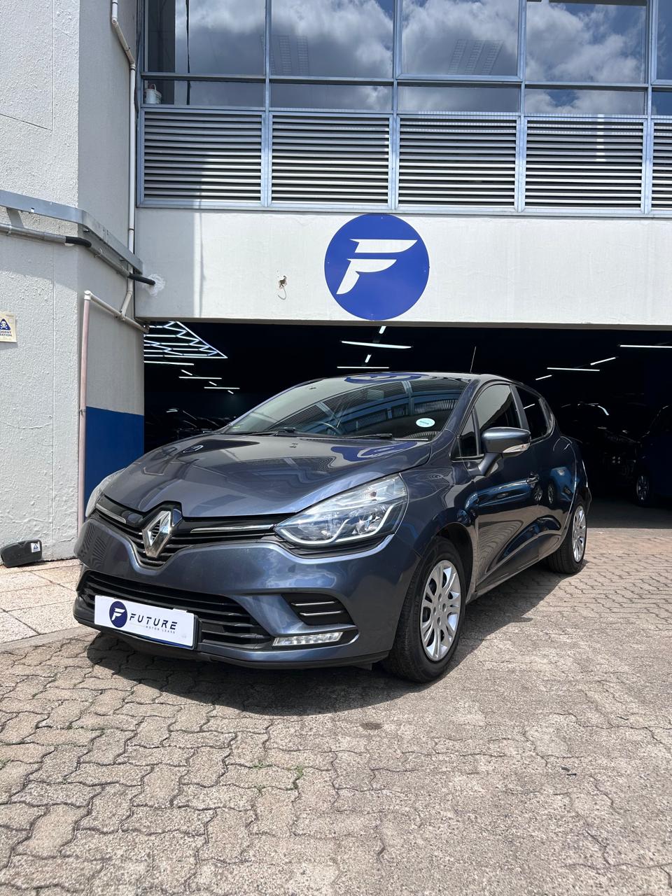 2019 GREY RENAULT CLIO IV AUTHENTIQUE