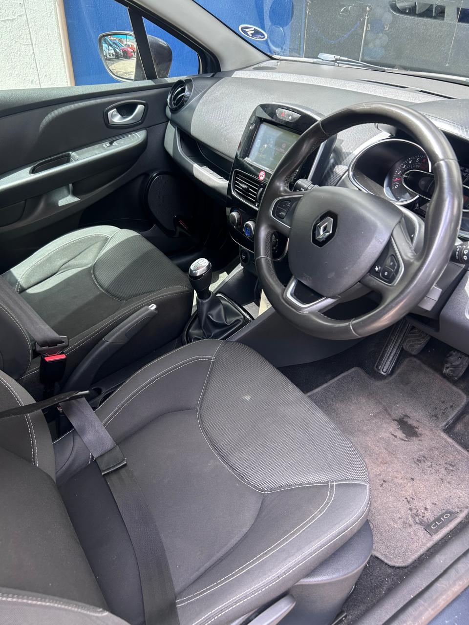 2019 GREY RENAULT CLIO IV AUTHENTIQUE - Image 3