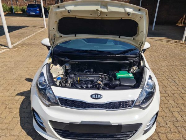 2016 WHITE KIA RIO 1.4 TEC HATCH MANUAL - Image 6