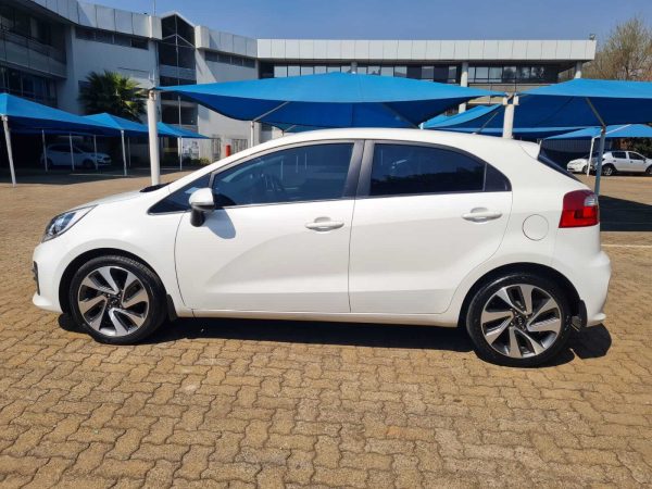2016 WHITE KIA RIO 1.4 TEC HATCH MANUAL - Image 3