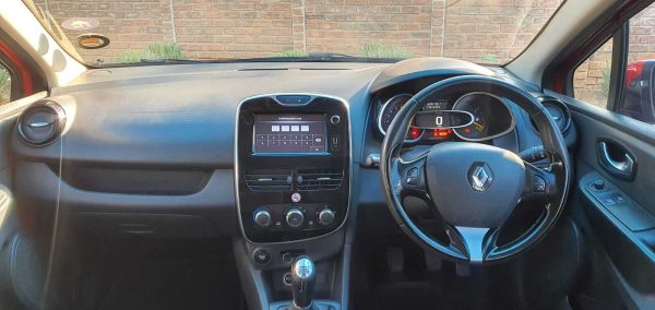 2015 RENAULT CLIO IV 900T MANUAL - Image 3