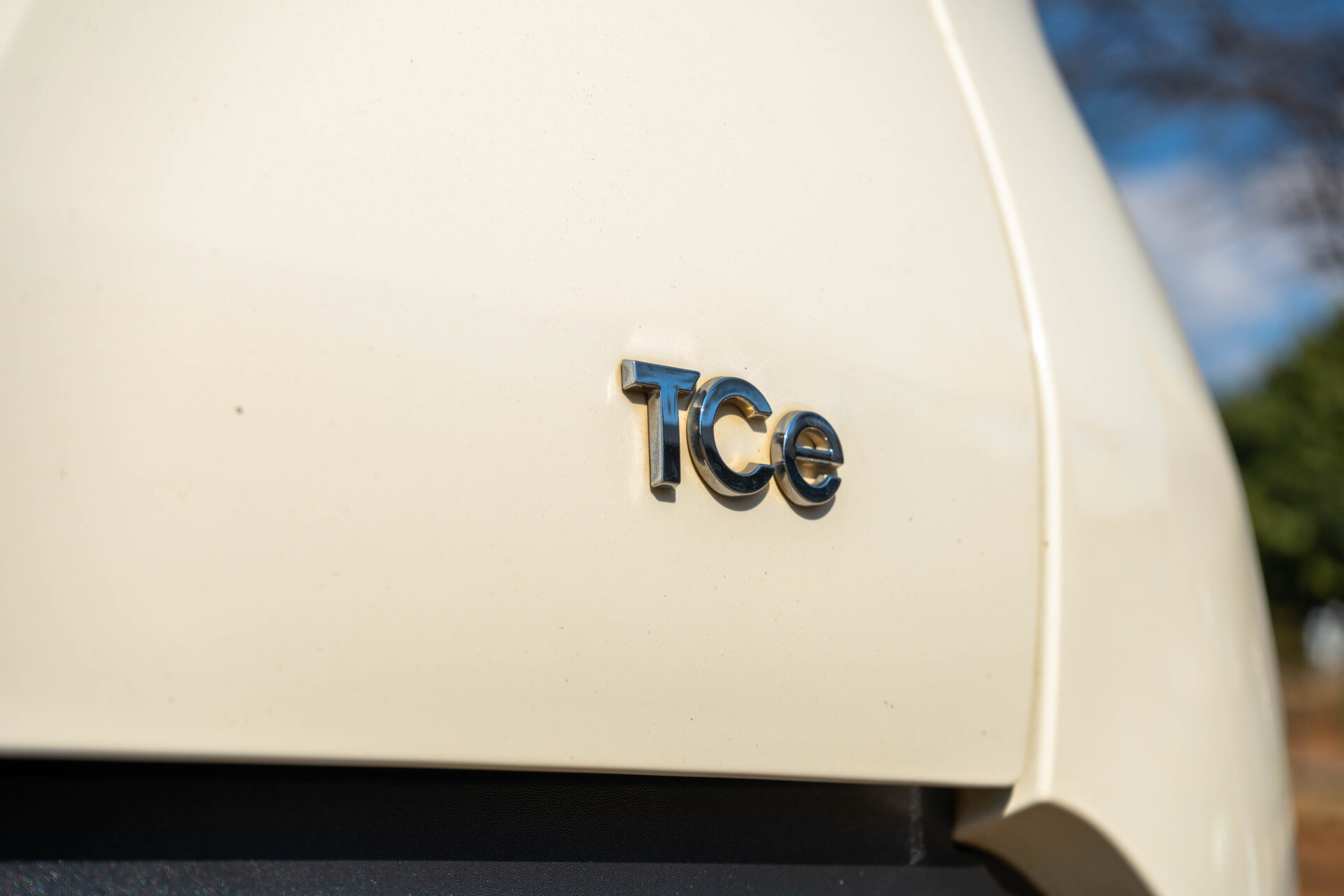 2018 WHITE RENAULT CAPTUR DYNAMIC AUTOMATIC 1.2T - Image 5