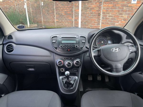 2014 RED HYUNDAI I10 - COMING SOON - Image 3