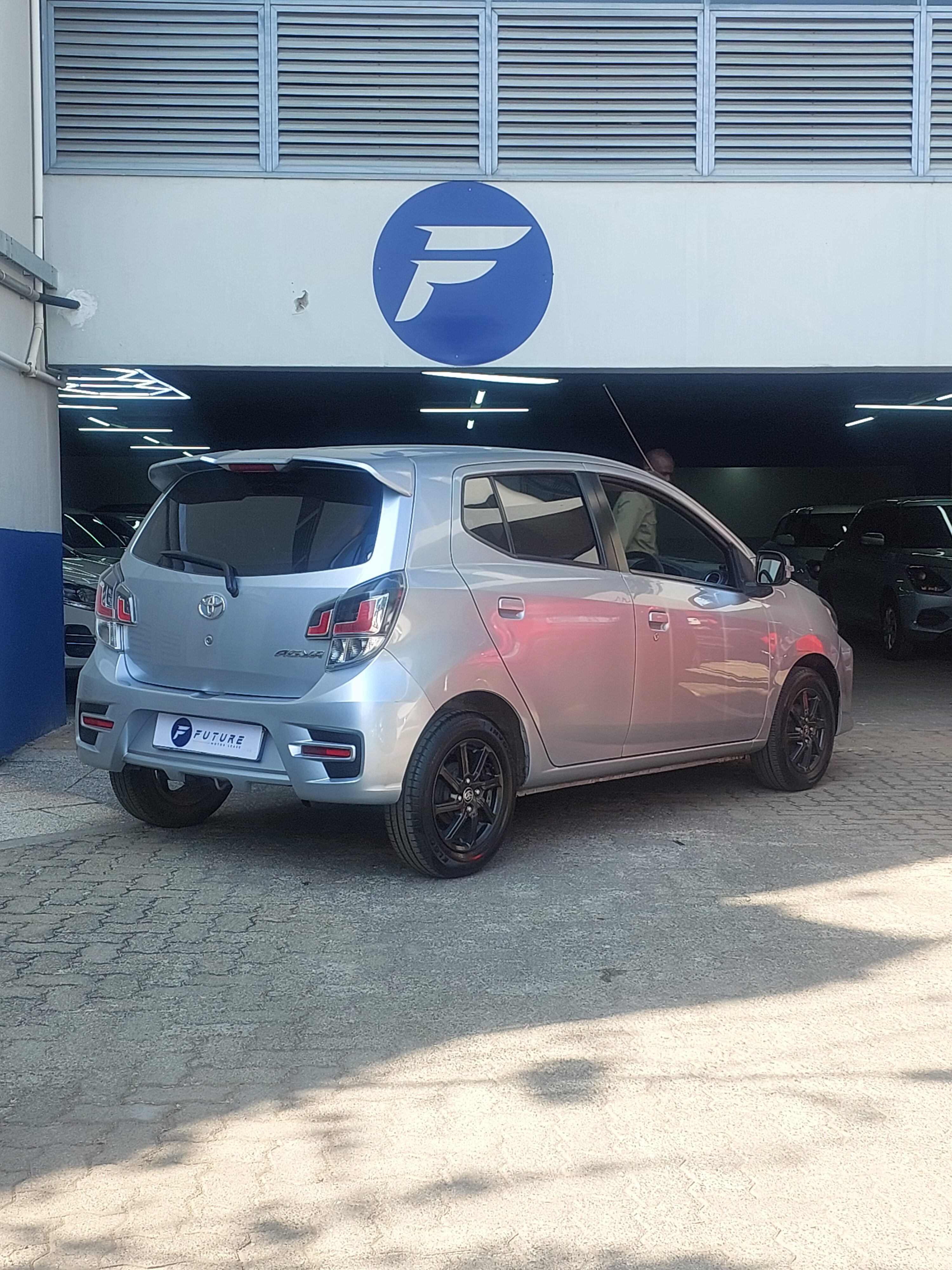 2023 SILVER TOYOTA AGYA 1.0 - Image 3