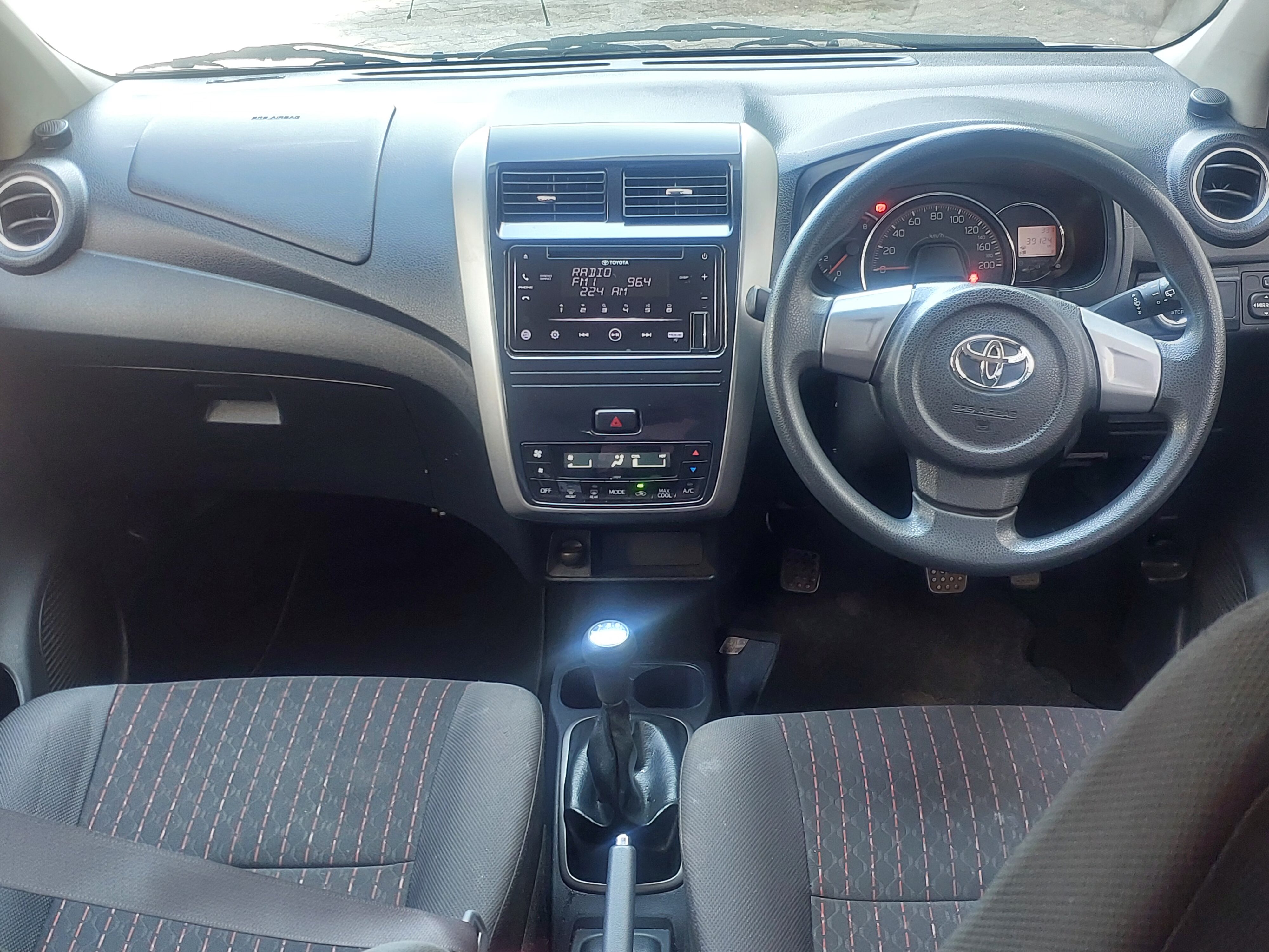 2023 SILVER TOYOTA AGYA 1.0 - Image 9