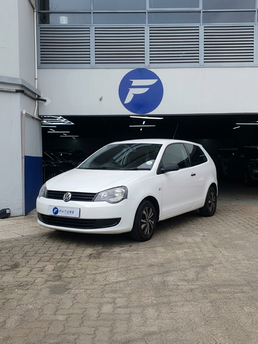 2011 WHITE VW POLO 1.4