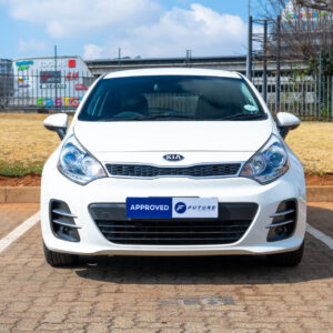 2015 WHITE KIA RIO TEC