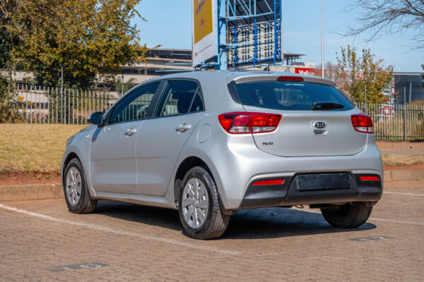 2019 SILVER KIA RIO MANUAL - COMING SOON - Image 3