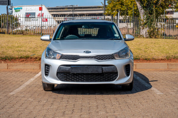 2019 SILVER KIA RIO MANUAL - COMING SOON