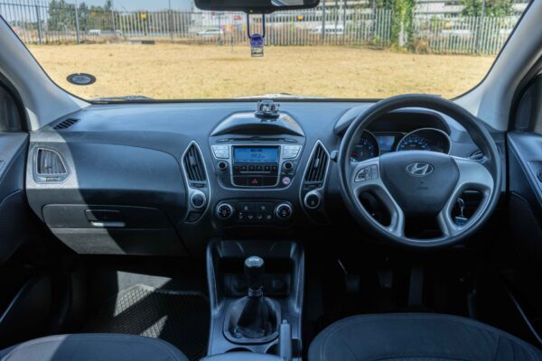 2013 WHITE HYUNDAI IX35 2.0 GL/PREMIUM - Image 4