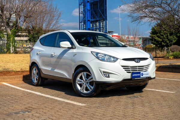 2013 WHITE HYUNDAI IX35 2.0 GL/PREMIUM