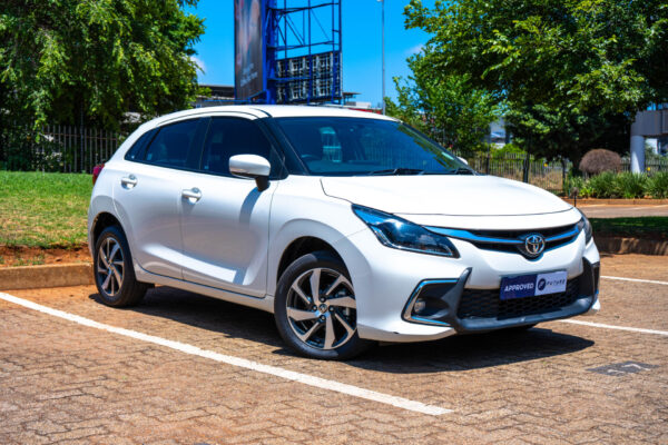 2023 WHITE TOYOTA STARLET XS AUTOMATIC - Image 6