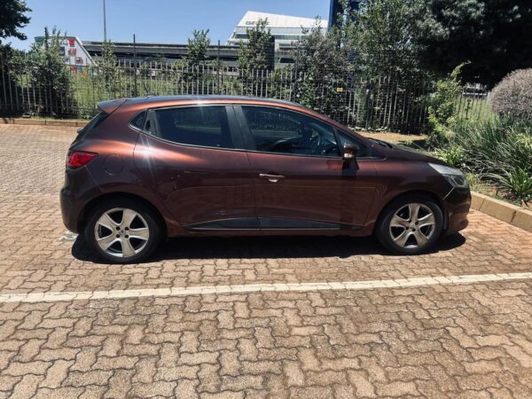 2014 BROWN RENAULT CLIO IV EXPRESSION 900T - Image 4