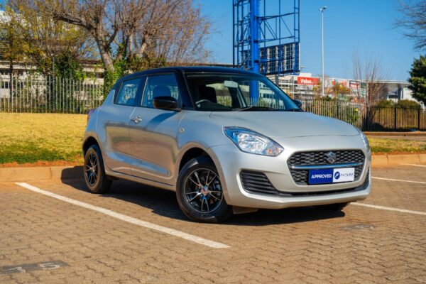 2022 SILVER SUZUKI SWIFT 1.2 GA MANUAL - Image 5