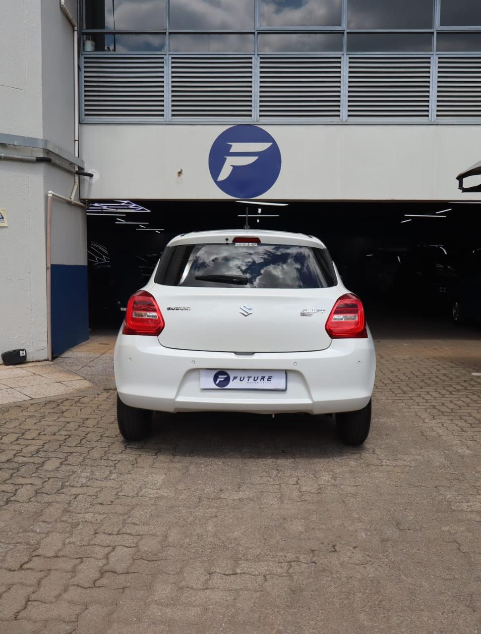 2022 SUZUKI SWIFT 1.2 GL - Image 2