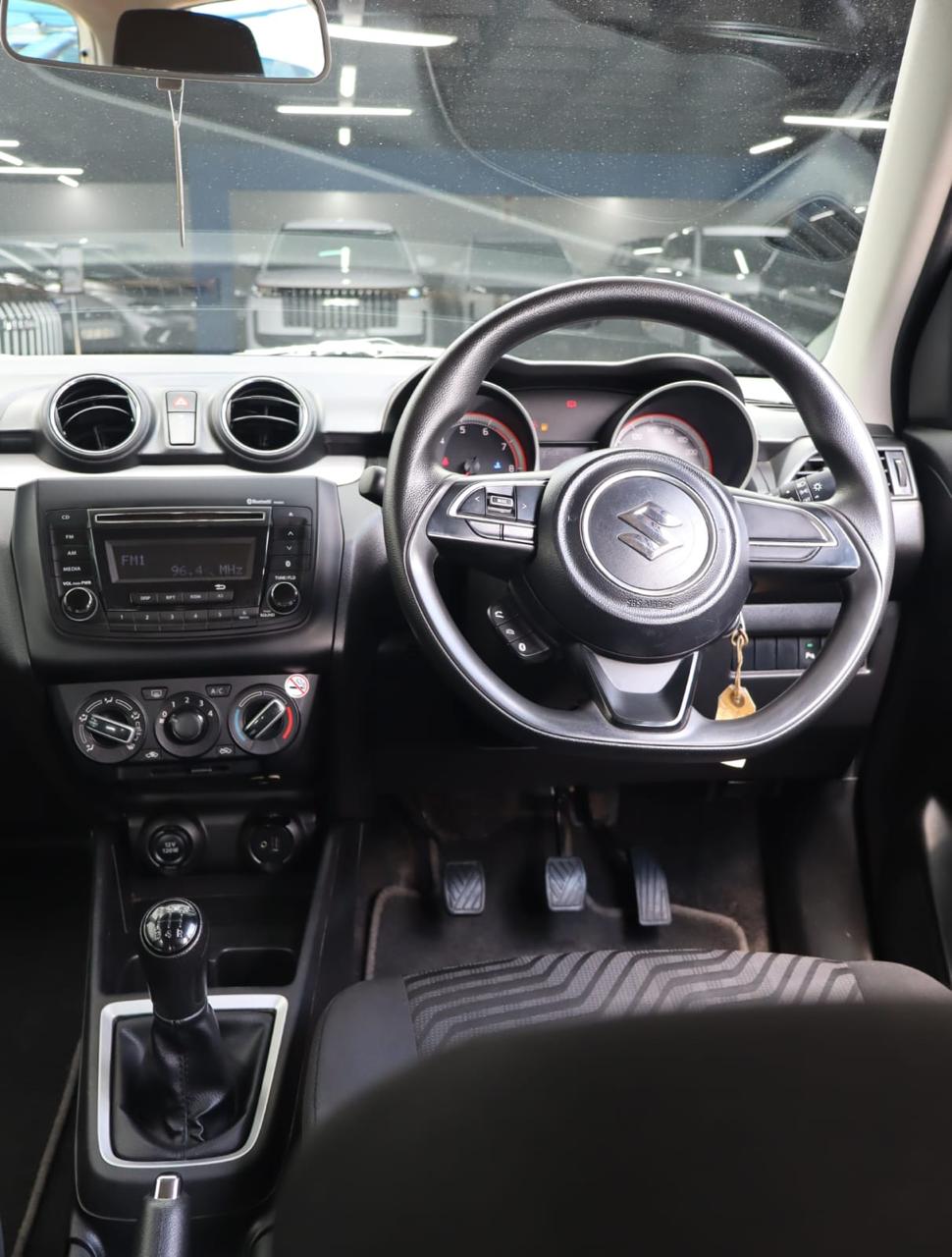 2022 SUZUKI SWIFT 1.2 GL - Image 5