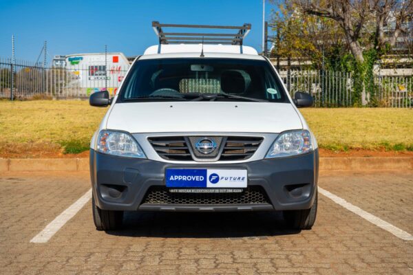 2018 NISSAN NP200 1.6 A/C P/U S/C - Image 4
