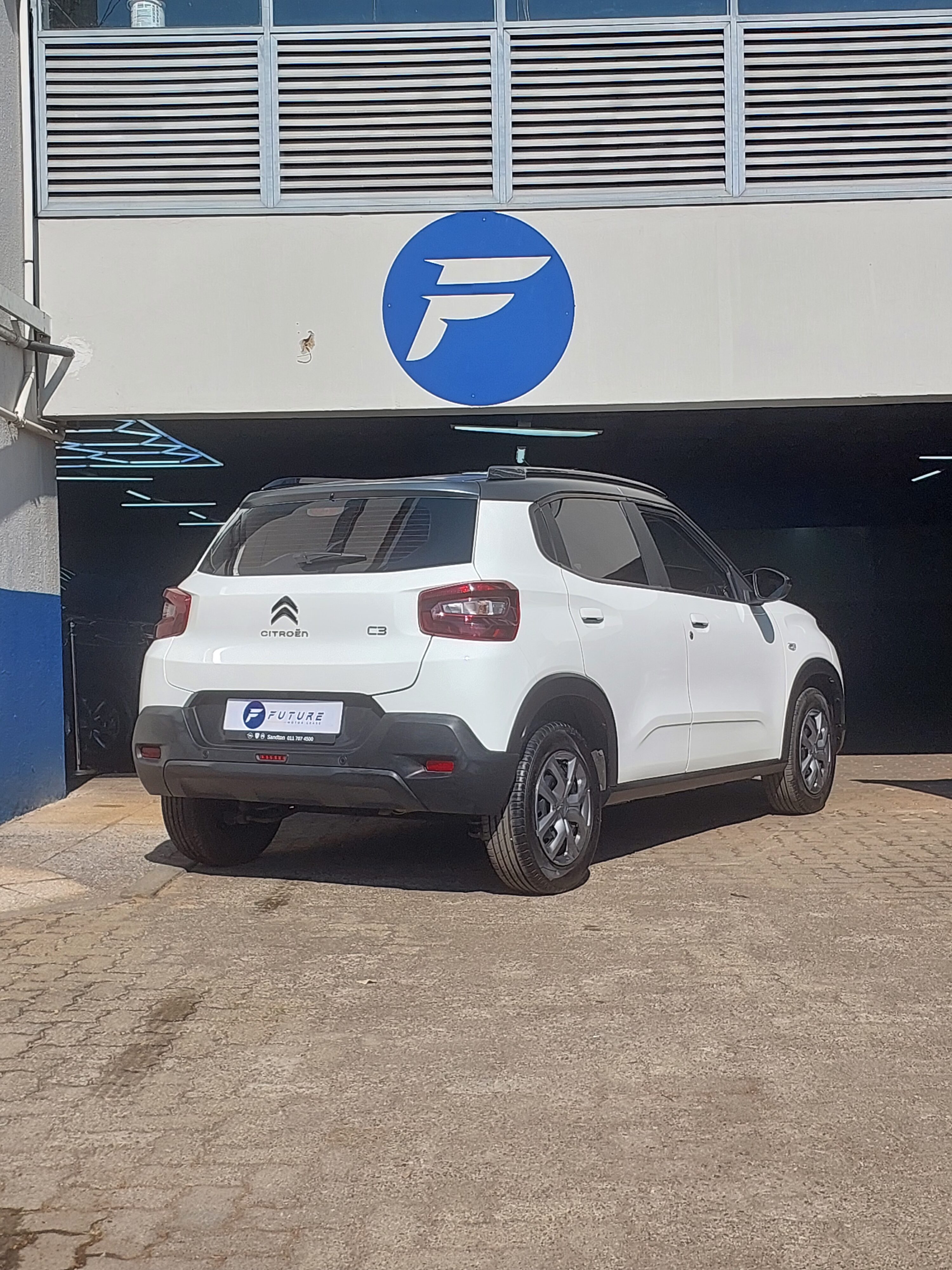 BRAND NEW 2025 WHITE CITROEN C3 1.2 FEEL - Image 3
