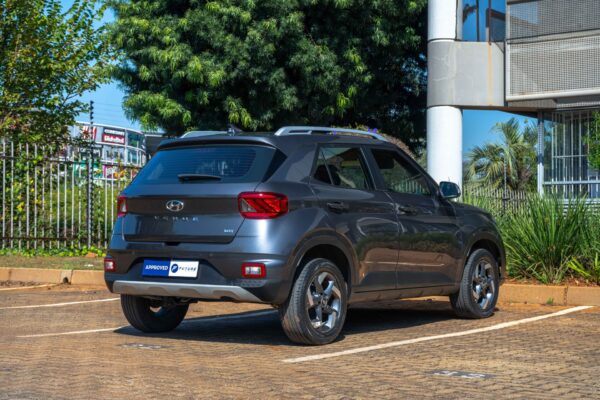 2022 HYUNDAI VENUE TGDI FLUID DCT 1.0 AUTO - Image 4