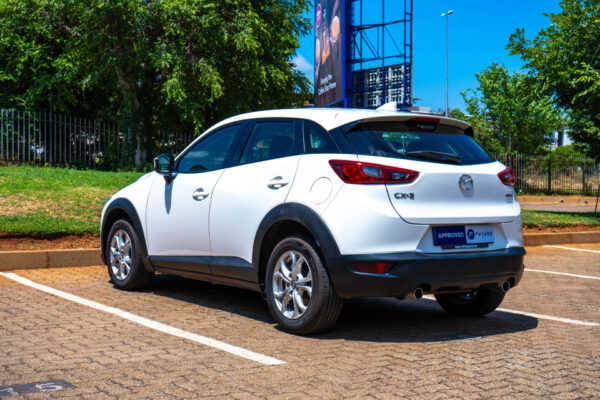 2021 WHITE MAZDA CX-3 ACTIVE - Image 3