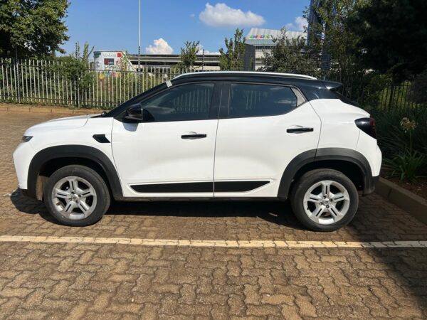 2023 WHITE RENAULT KIGER 1.0 ENERGY ZEN AUTOMATIC - Image 4