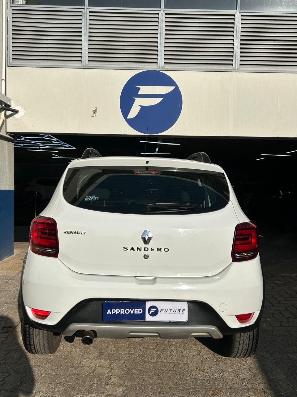 2019 WHITE RENAULT SANDERO STEPWAY EXPRESSION - Image 4