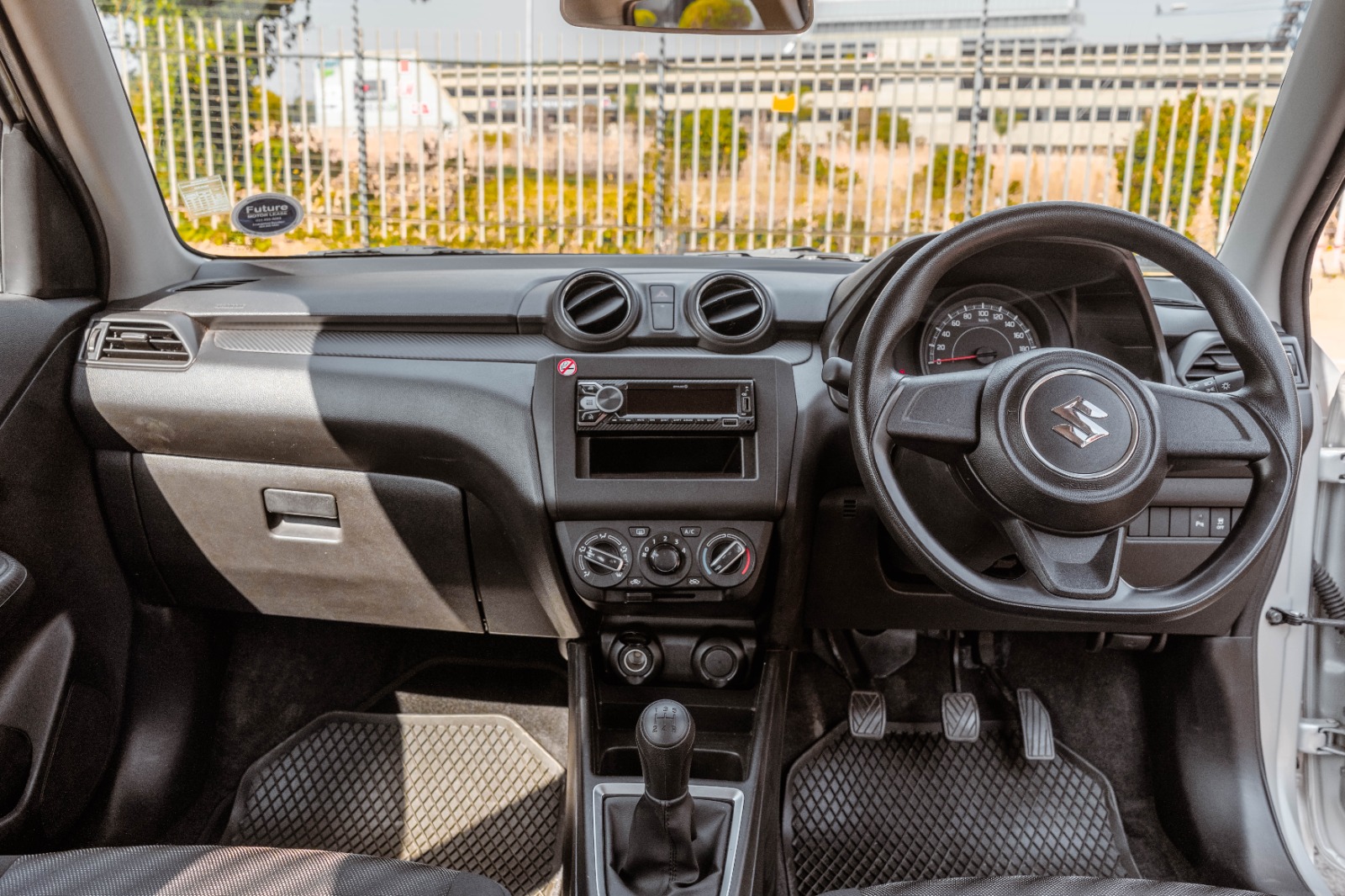 2022 SUZUKI SWIFT 1.2 GA -COMING SOON - Image 3