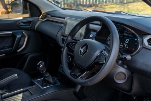 2022 SILVER RENAULT KIGER 1.0 ENERGY ZEN - Image 3