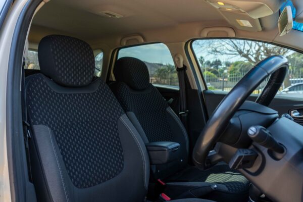 2018 RENAULT CAPTUR DYNAMIC 1.2 AUTOMATIC - Image 2