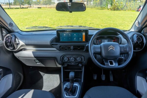 BRAND NEW 2025 CITROEN C3 1.2 FEEL MANUAL - Image 3