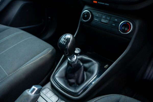 2018 WHITE FORD FIESTA ECOBOOST TREND - Image 6
