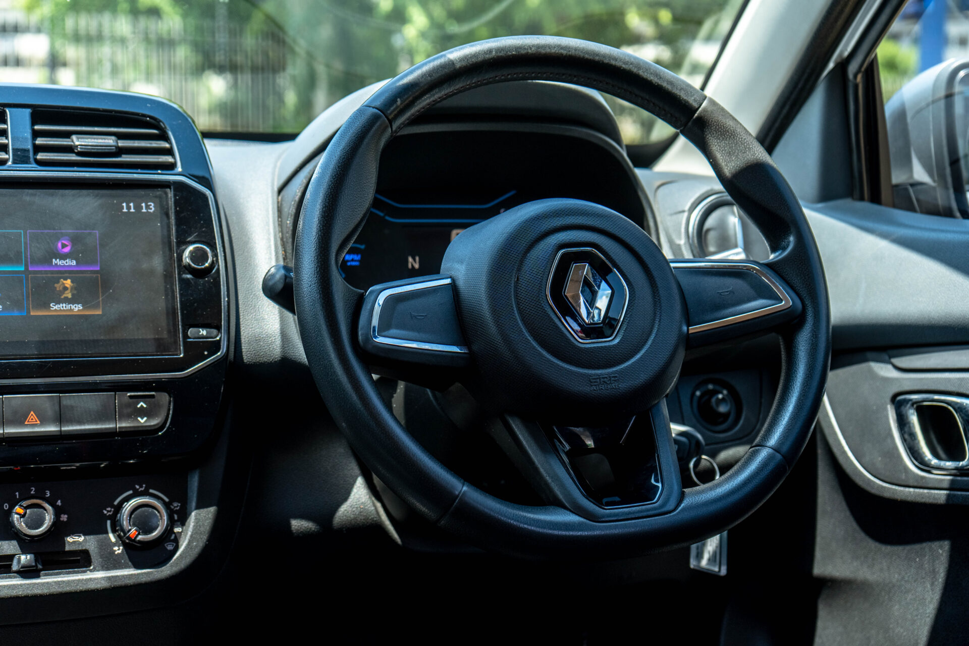 2020 SILVER RENAULT KWID DYNAMIQUE 5DR- COMING SOON - Image 2