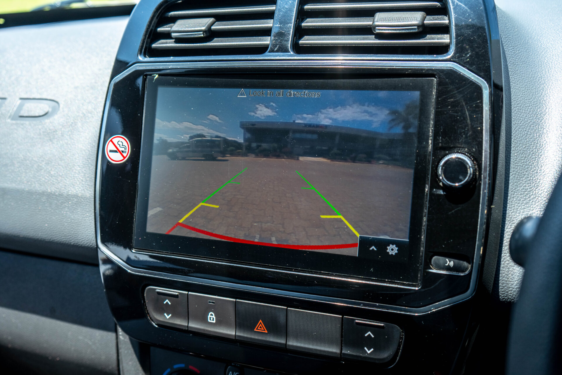 2020 SILVER RENAULT KWID DYNAMIQUE 5DR- COMING SOON - Image 3