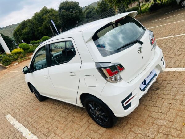 2022 WHITE TOYOTA AGYA 1.0 - Image 4