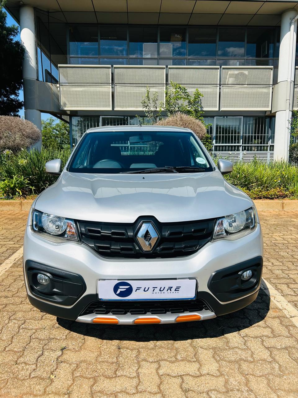 2022 SILVER RENAULT KWID 1.0 DYNAMIQUE MANUAL