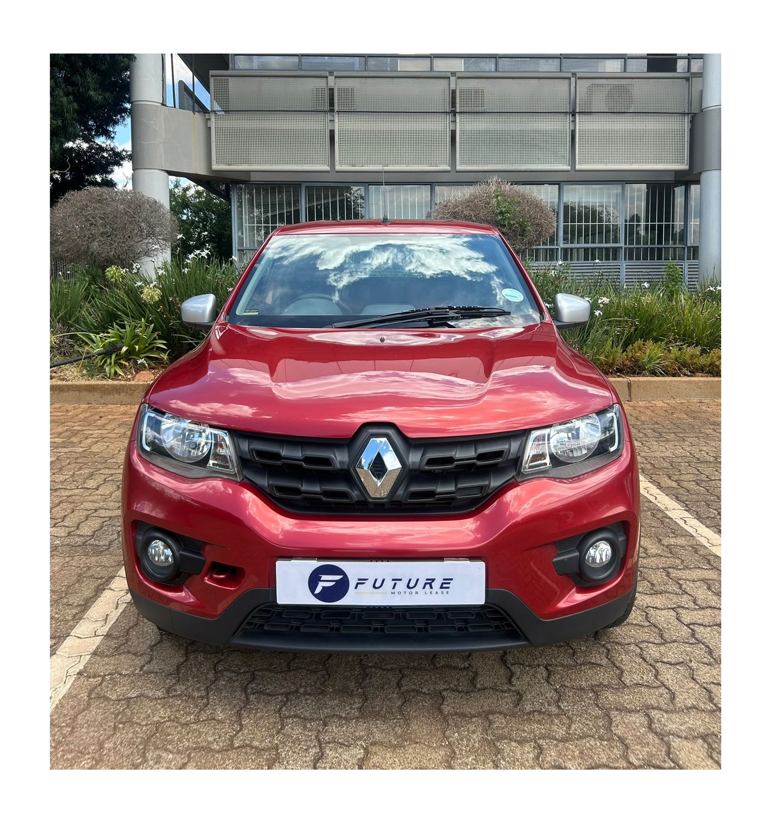 2017 RED RENAULT KWID DYNAMIQUE 5DR