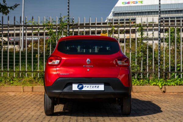 2019 RED RENAULT KWID 1.0 EXPRESSION - Image 3