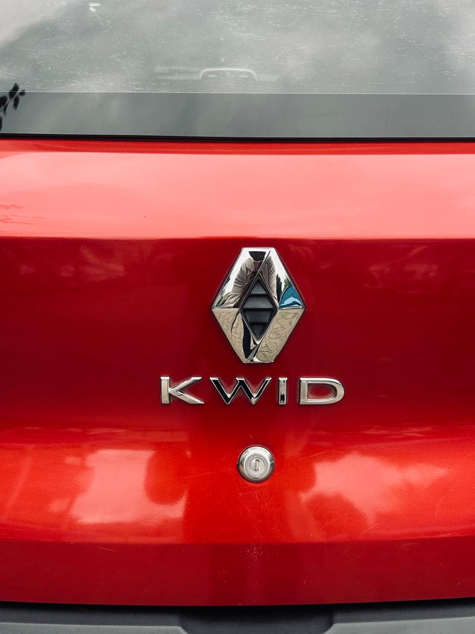 2019 RED RENAULT KWID 1.0 EXPRESSION - Image 5