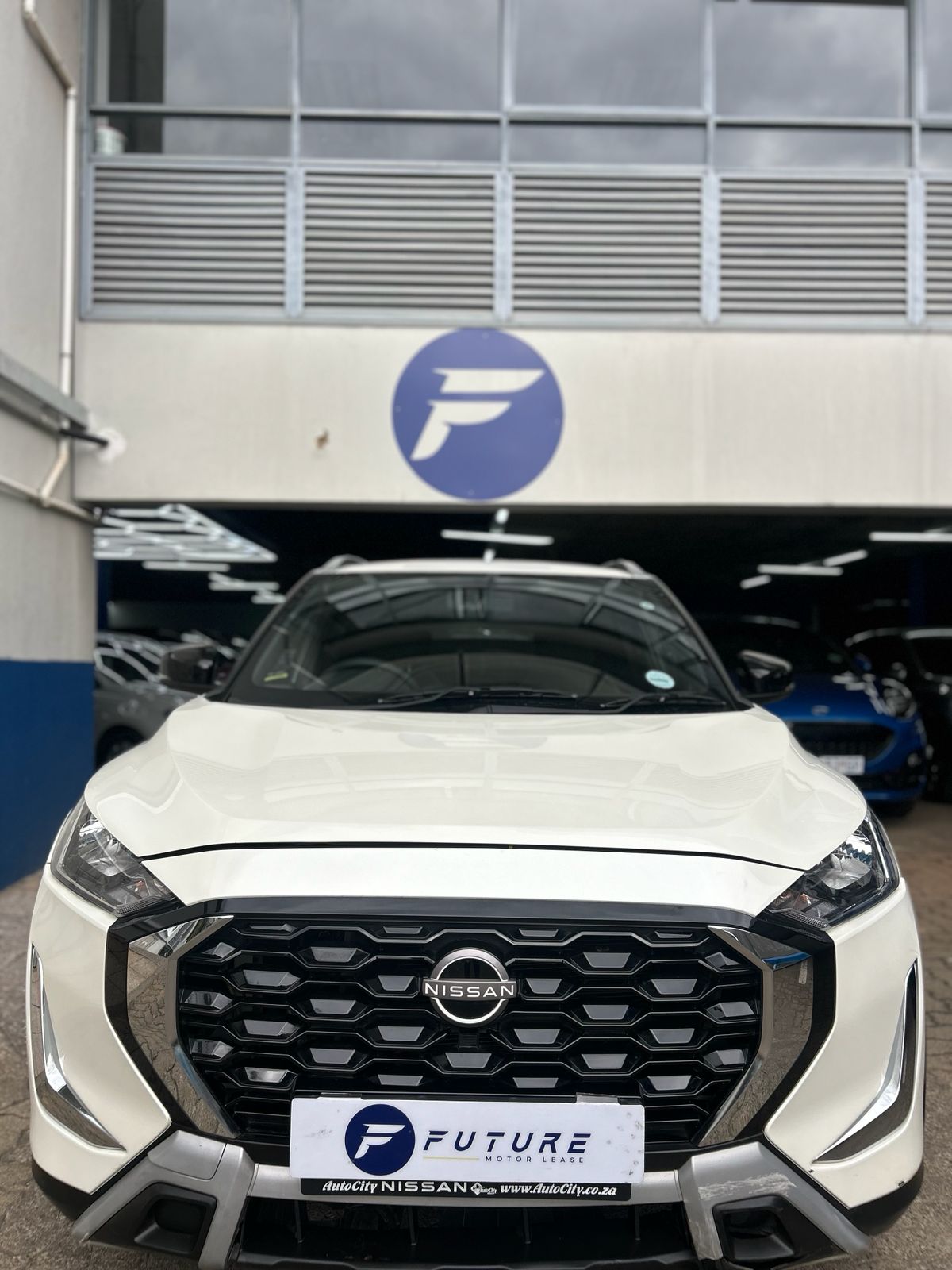 2025 WHITE NISSAN MAGNITE 1.0 MANUAL - Image 6