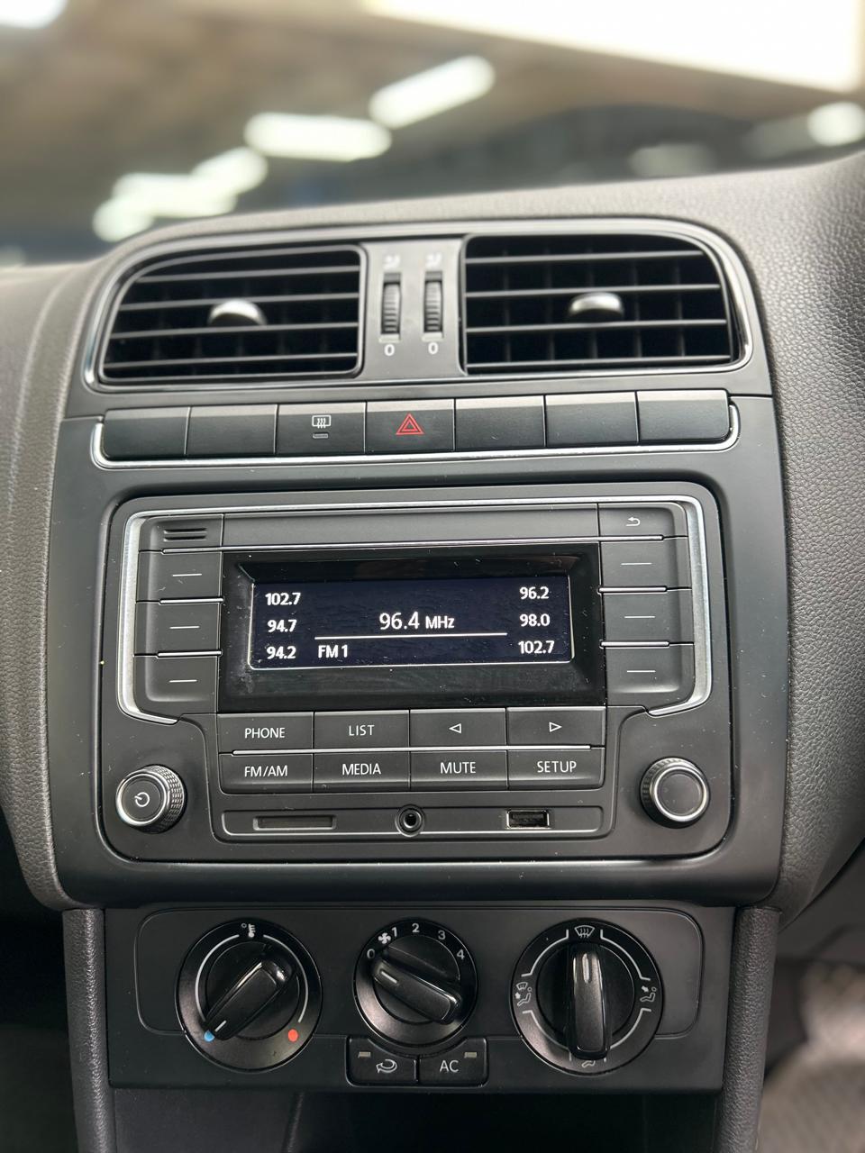 2023 WHITE VW POLO VIVO 1.4 TRENDLINE 5DR - Image 5