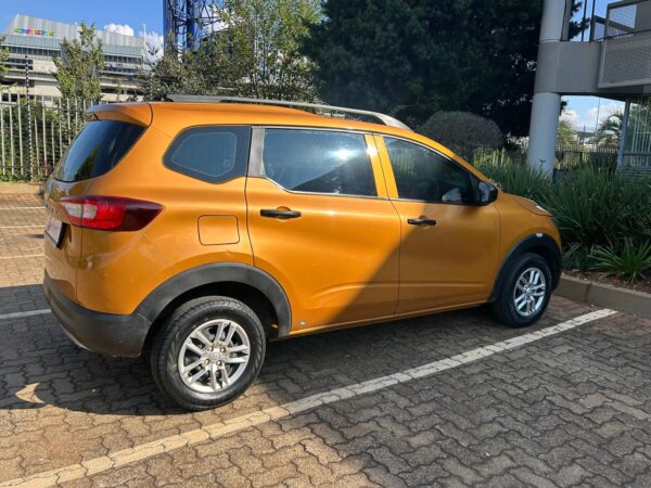 2022 YELLOW RENAULT TRIBER 1.0 EXPRESSION - Image 3