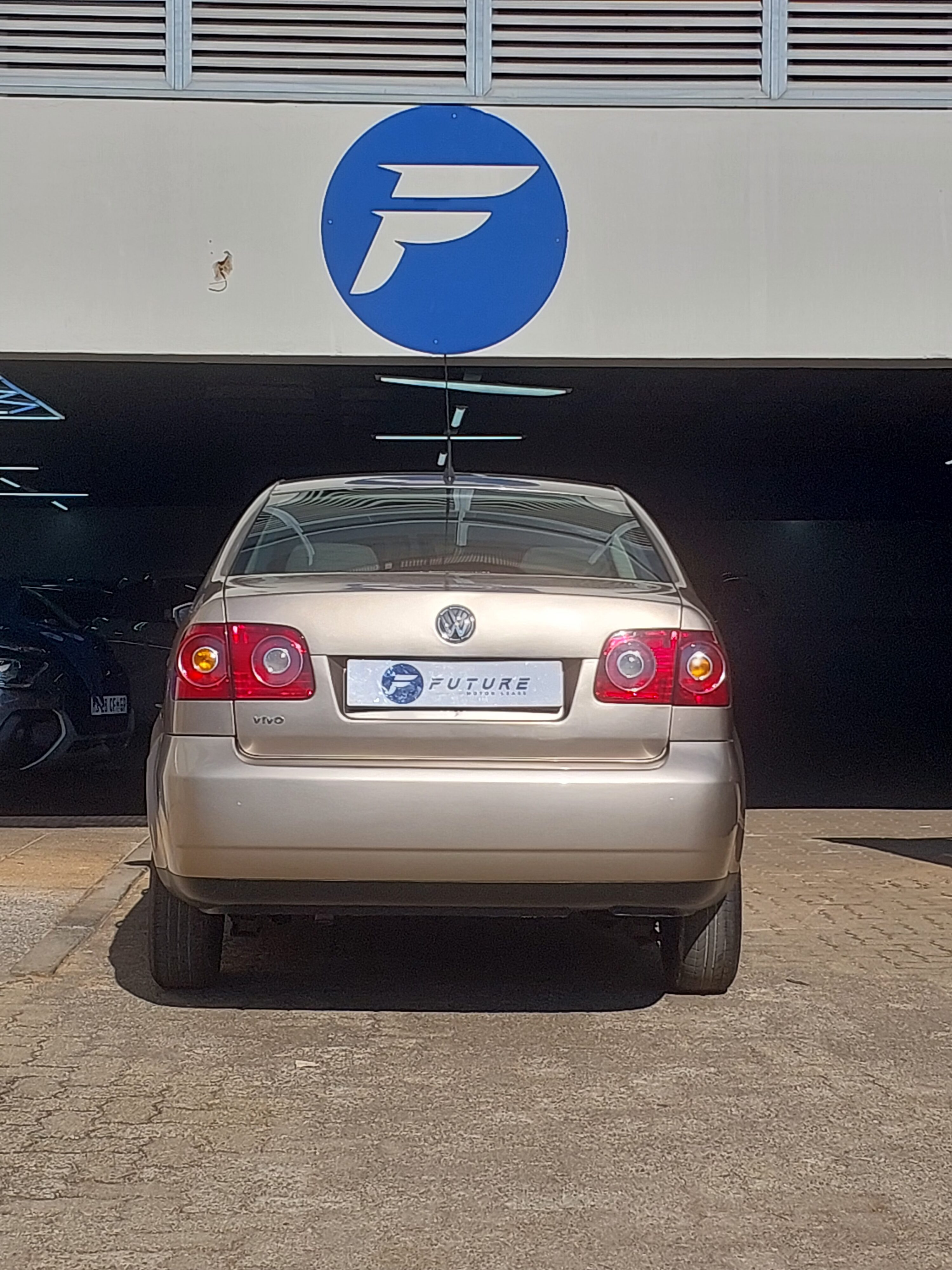 2016 VW POLO VIVO TRENDLINE SEDAN - Image 3