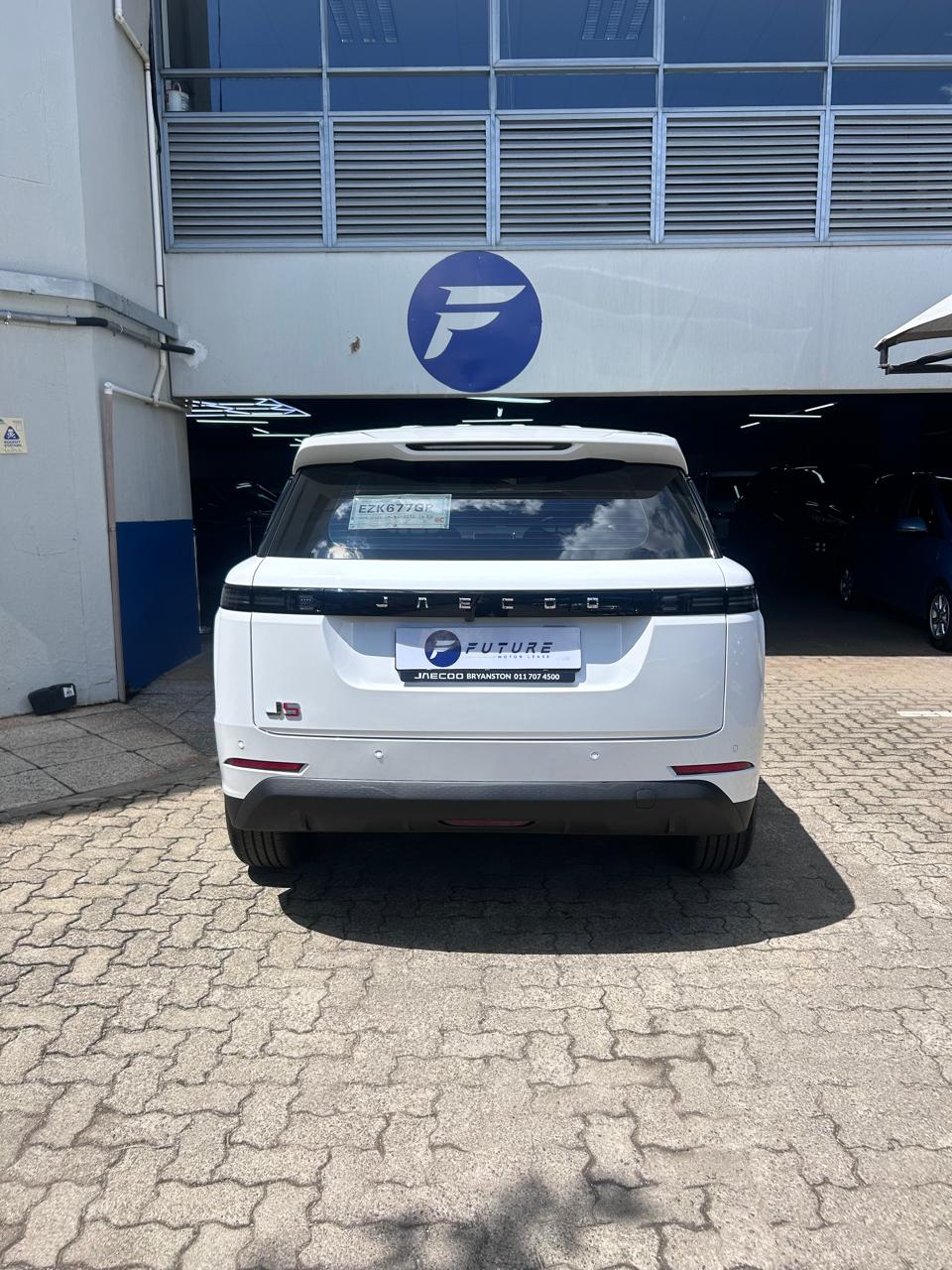2026 WHITE JAECOO J5 1.5T CORE A/T - Image 3