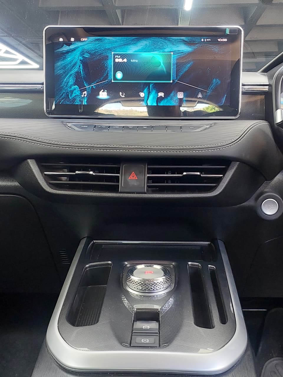 2025 BLUE HAVAL JOLION PRO SUPER LUXURY - Image 2