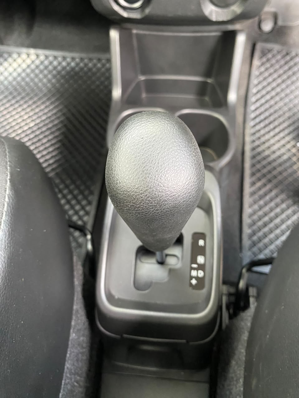 2025 GREY SUZUKI S-PRESSO 1.0 GL AMT - Image 4